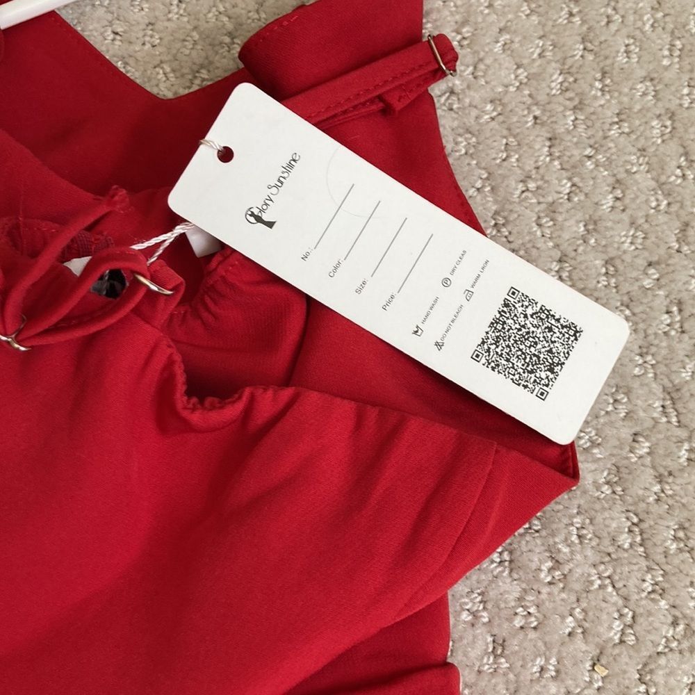 Red cocktail dress - Picture 8 of 11